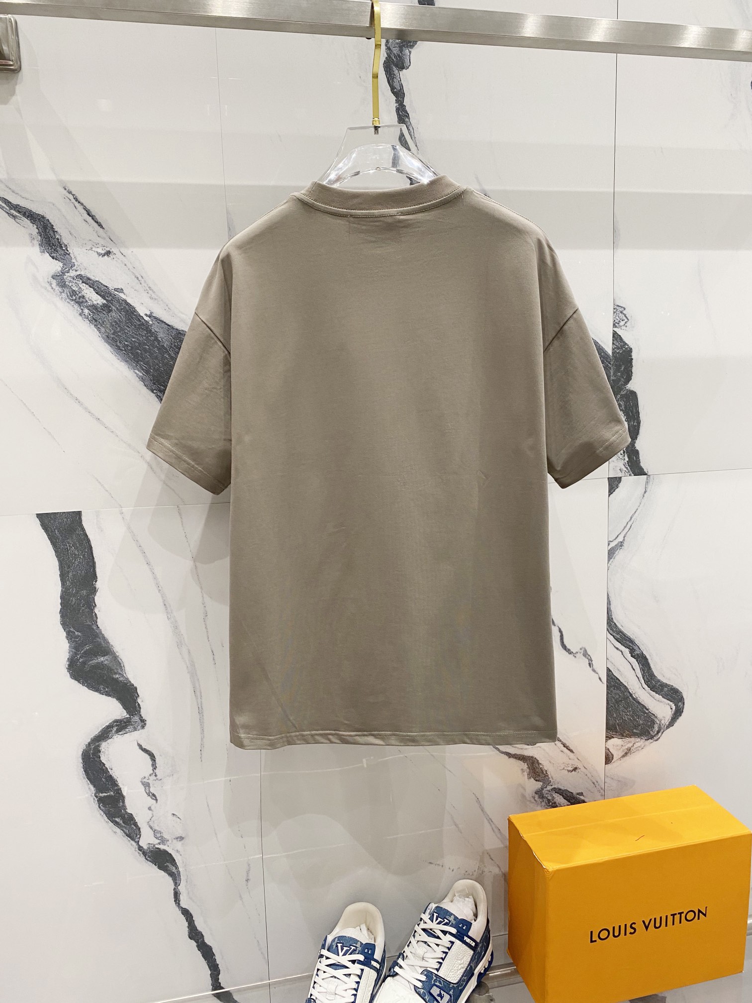 High-Quality Moschino 260g T-Shirt “The Grey Bear” in Various Colors and Sizes - 图片 2