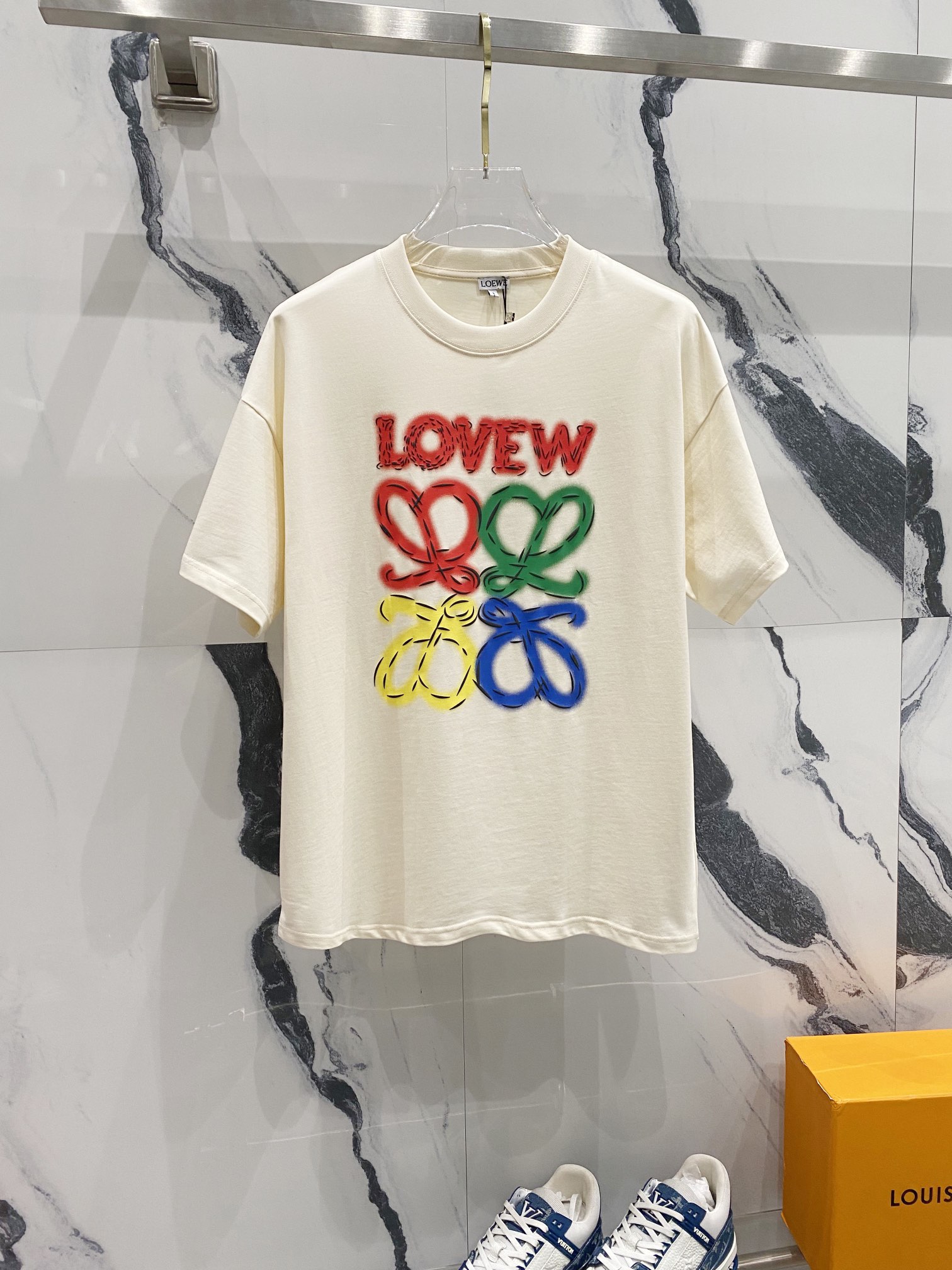 🅿️90 LOEWE 罗意威 260g cuello redondo manga corta camiseta color tótem letras LOGO gran impresión identificación oficial …