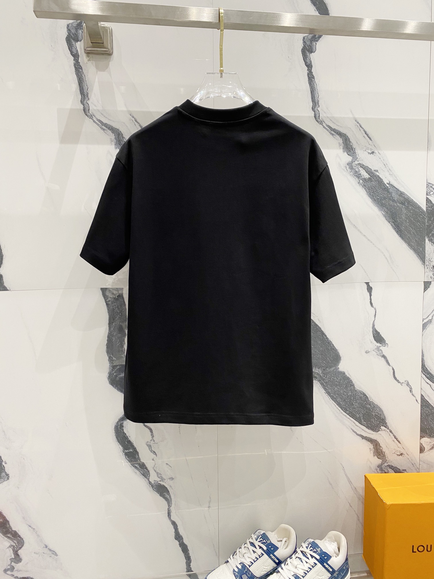 Burberry Cotton T-Shirt with TB Monogram Patch - Classic Fit 3 i1734285040 2676 3