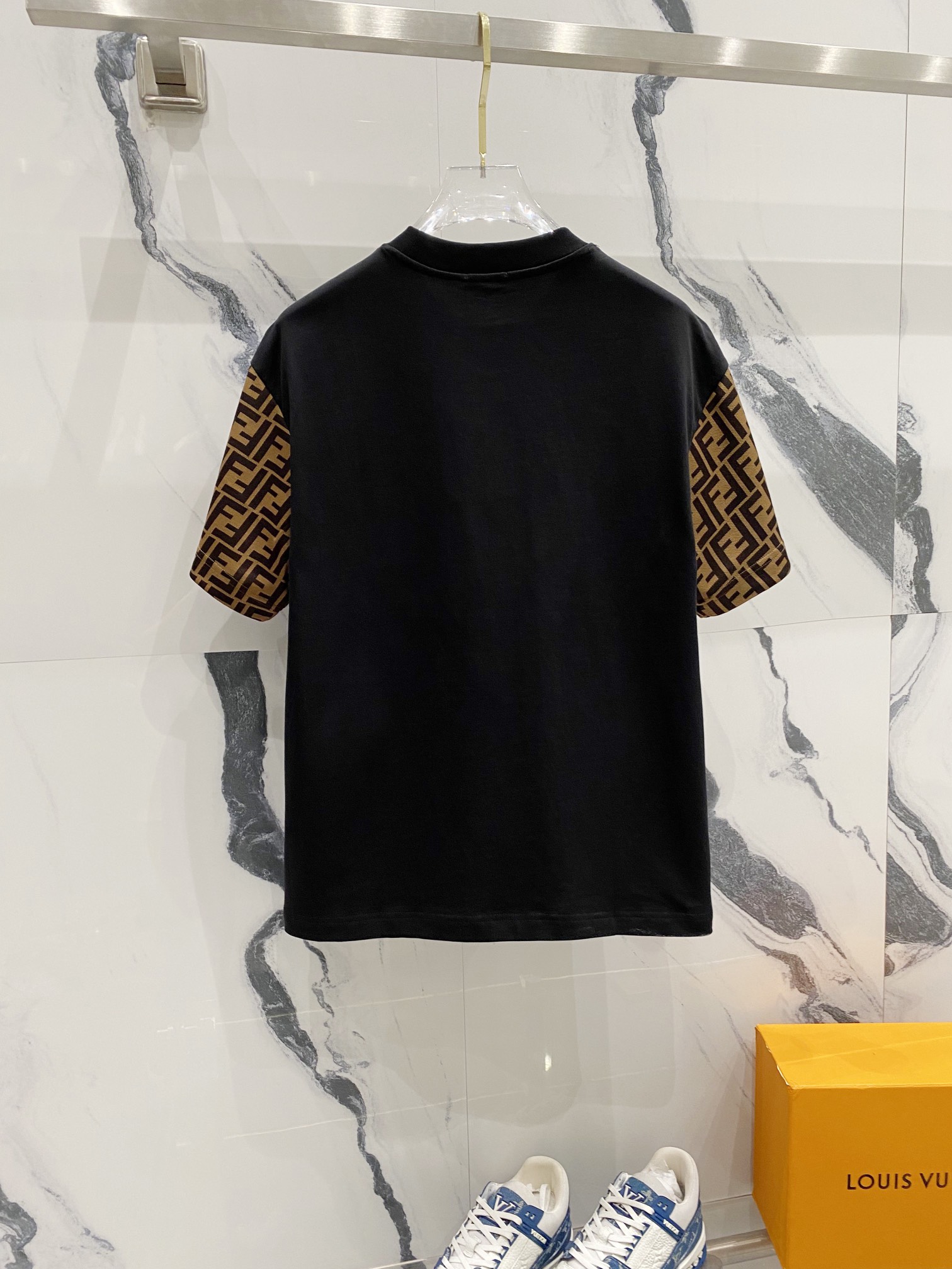 Fendi FF Logo Sleeve Cotton T-Shirt | Round Neck, Short Sleeve 3 i1734287209 4501 7