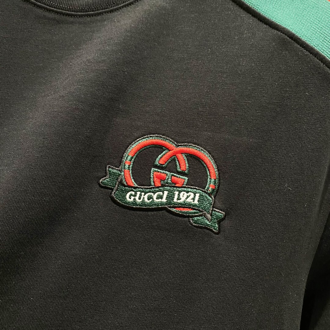 High-Quality GucCI T-Shirt Replica with 1921 Logo and Water Wash Finish - 图片 5
