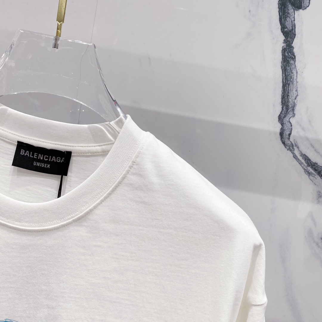P80
BALENCIAGA巴黎世家洗水260克圆领短袖
前后幅品牌字母印花LOGO标识设计
官方同步  1:1原版开模
时尚个性  百搭潮流
纯原品质  原版洗水面料
吊牌 领标 水洗麦 三标齐全
颜色: 黑色.白色.
尺码：S-XL