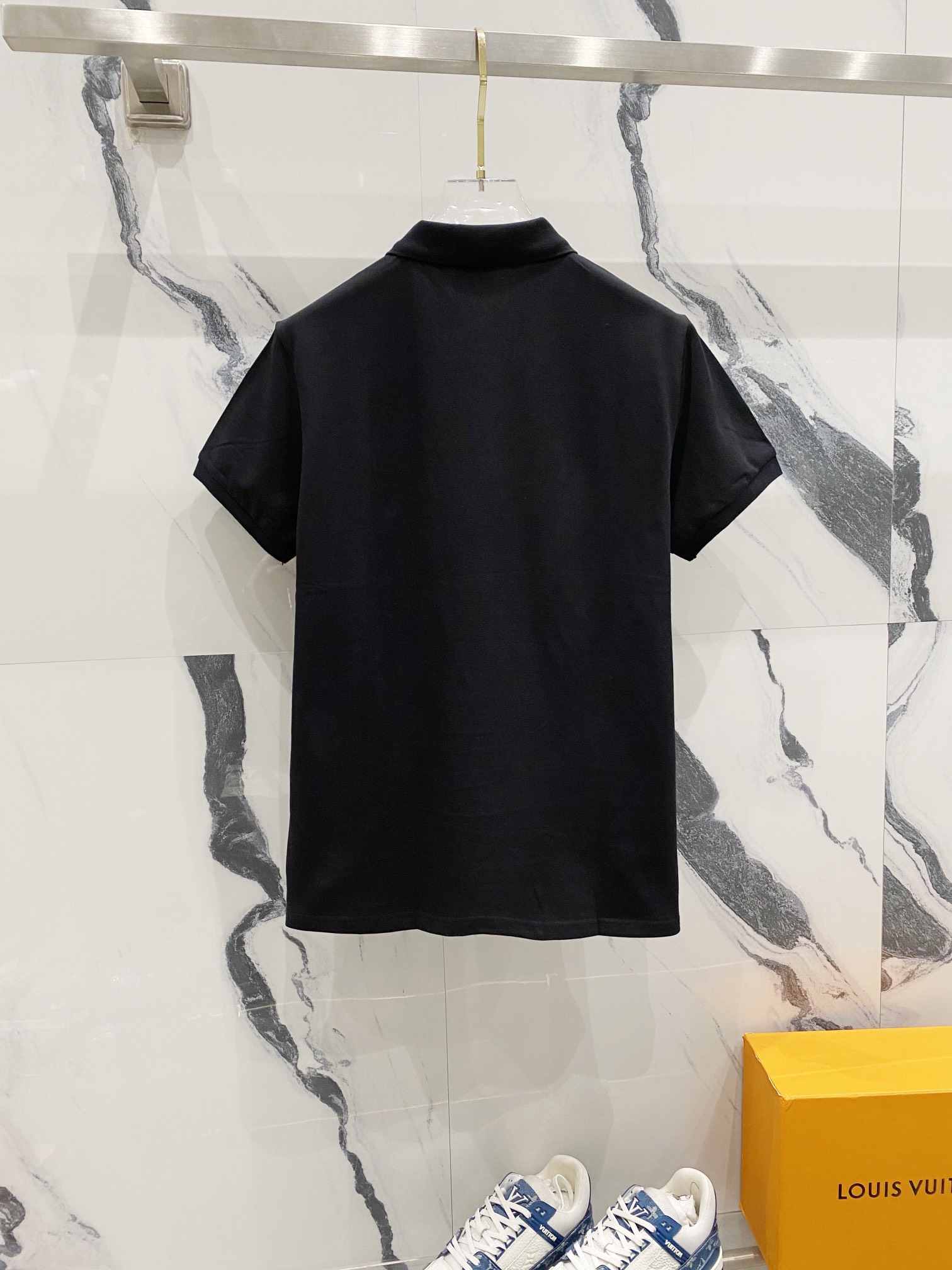 
BURBERRY 巴宝莉 翻领POLO衫
经典简约格纹镂空战马LOGO小标
官方同步  商务首选
时