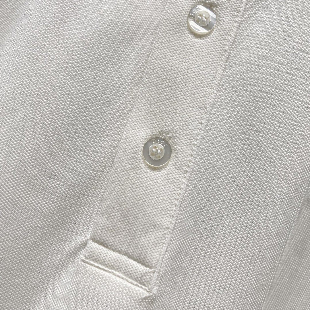  
DIOR 迪奥 翻领POLO衫
领口花瓣字母刺绣🪡LOGO小标设计
官方同步  商务首选
时尚个性 