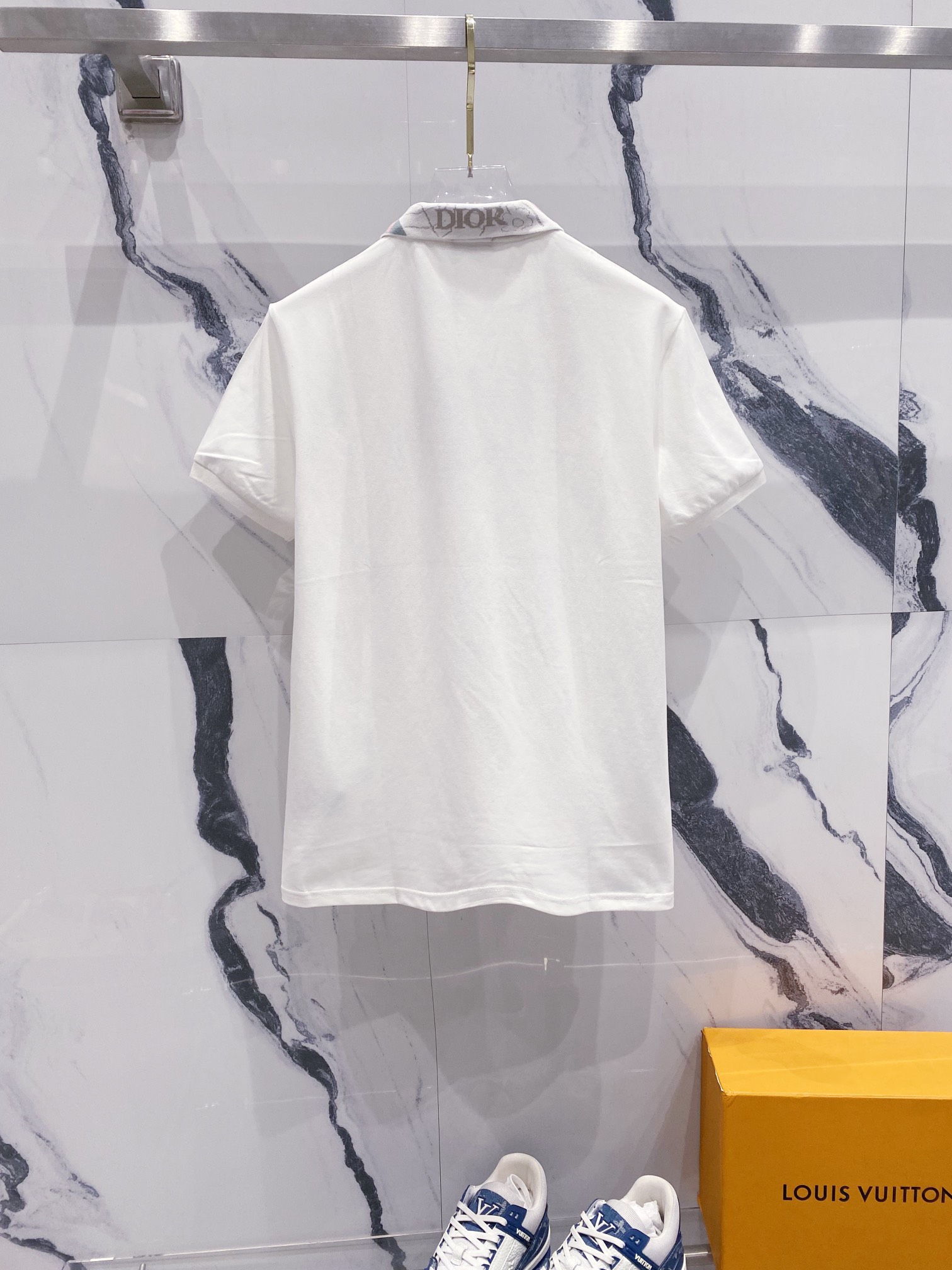  
DIOR 迪奥 翻领POLO衫
领口花瓣字母刺绣🪡LOGO小标设计
官方同步  商务首选
时尚个性 
