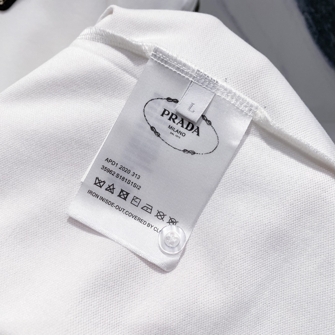 
PRADA 普拉达 翻领POLO衫
编织撞色领口经典三角标徽章铁牌LOGO
官方同步  商务首选
时