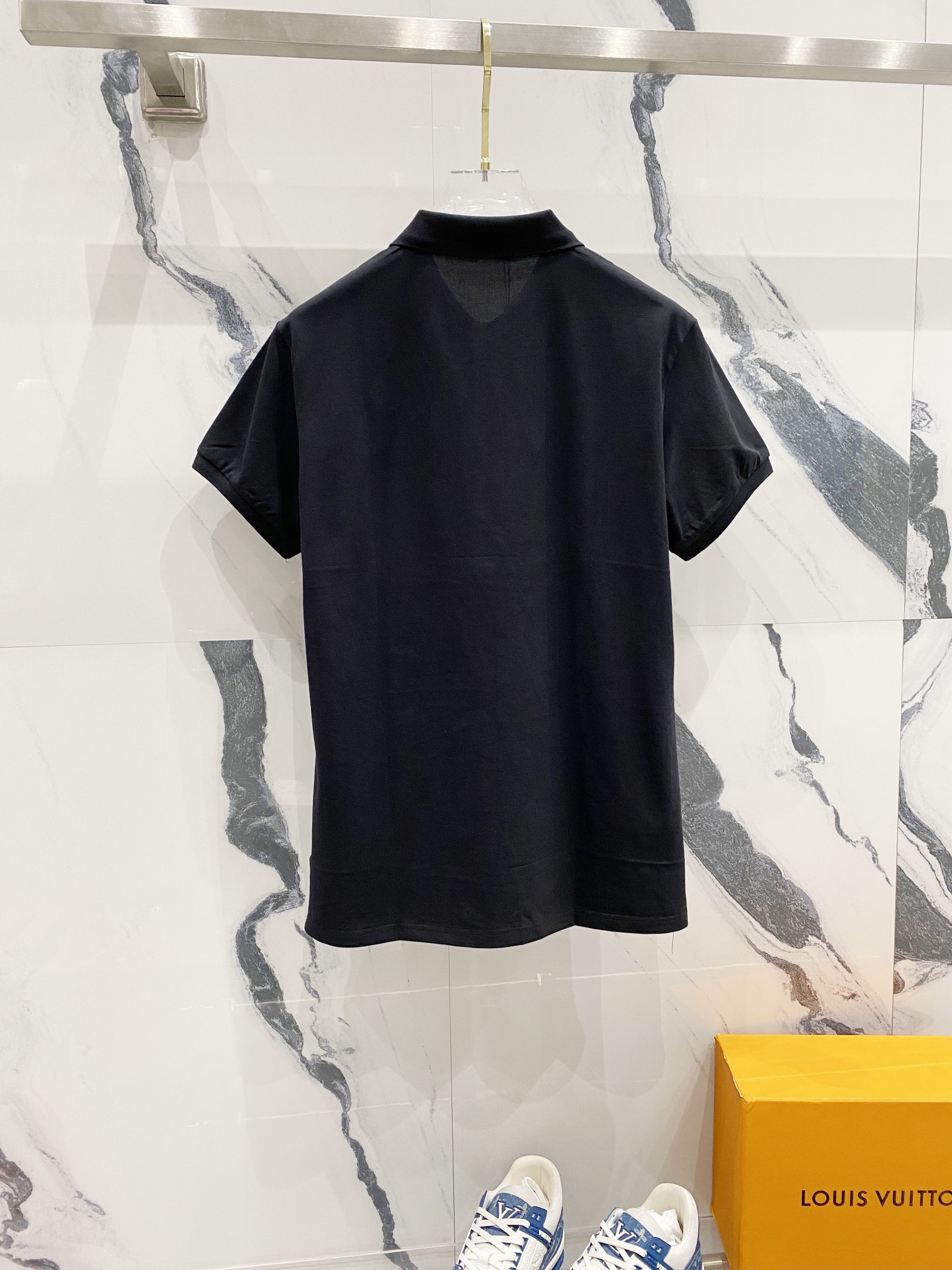  
PRADA 普拉达 翻领POLO衫
简约商务本色字母刺绣🪡LOGO小标
官方同步  商务首选
时尚个