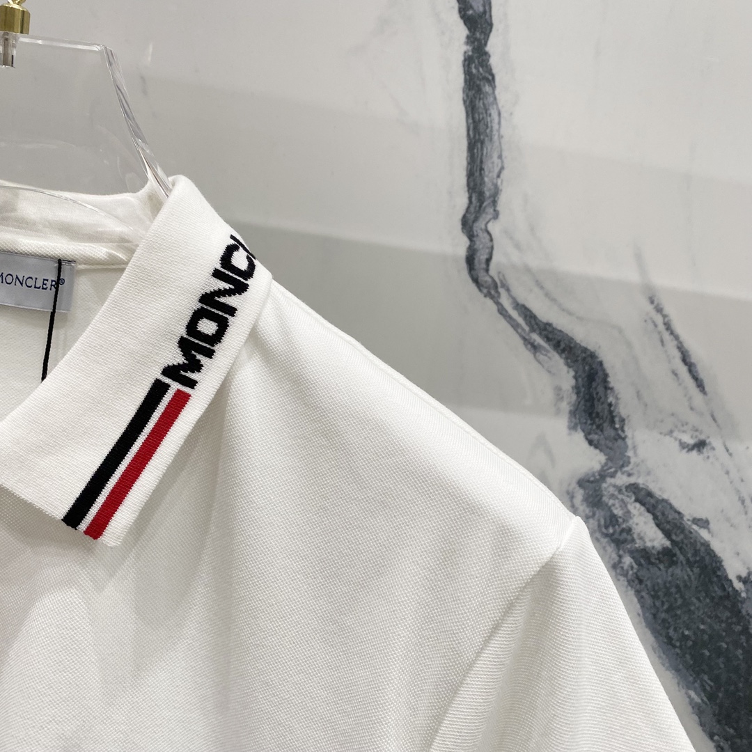  
MONCLER 蒙口 翻领POLO衫
字母编织领口刺绣🪡LOGO小标
官方同步  商务首选
时尚个性