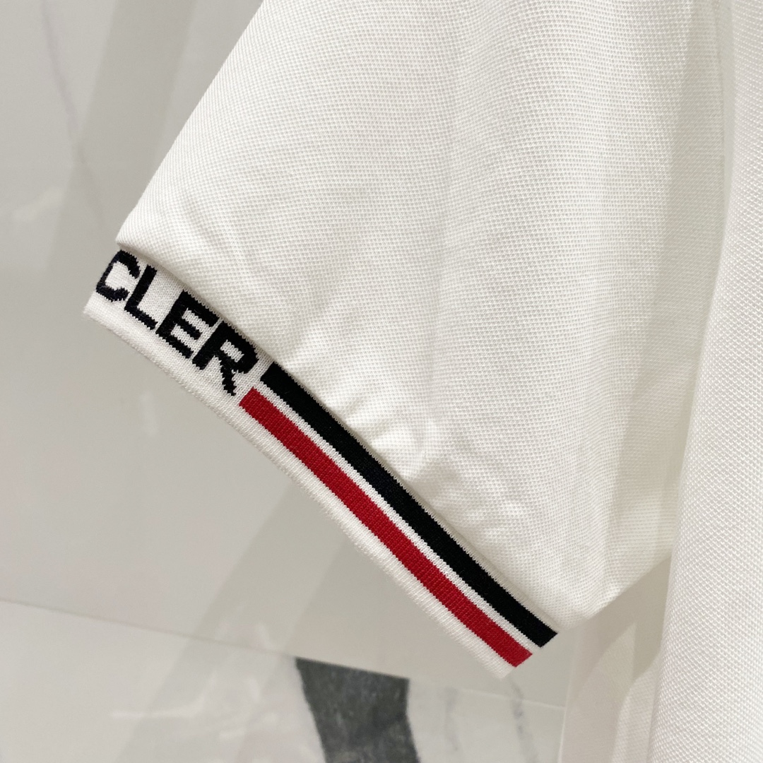  
MONCLER 蒙口 翻领POLO衫
字母编织领口刺绣🪡LOGO小标
官方同步  商务首选
时尚个性