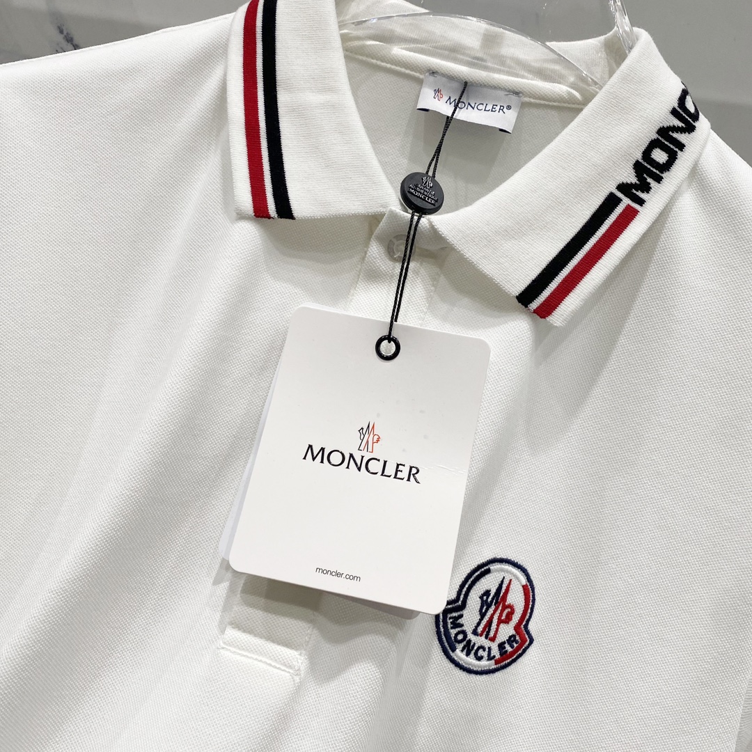  
MONCLER 蒙口 翻领POLO衫
字母编织领口刺绣🪡LOGO小标
官方同步  商务首选
时尚个性