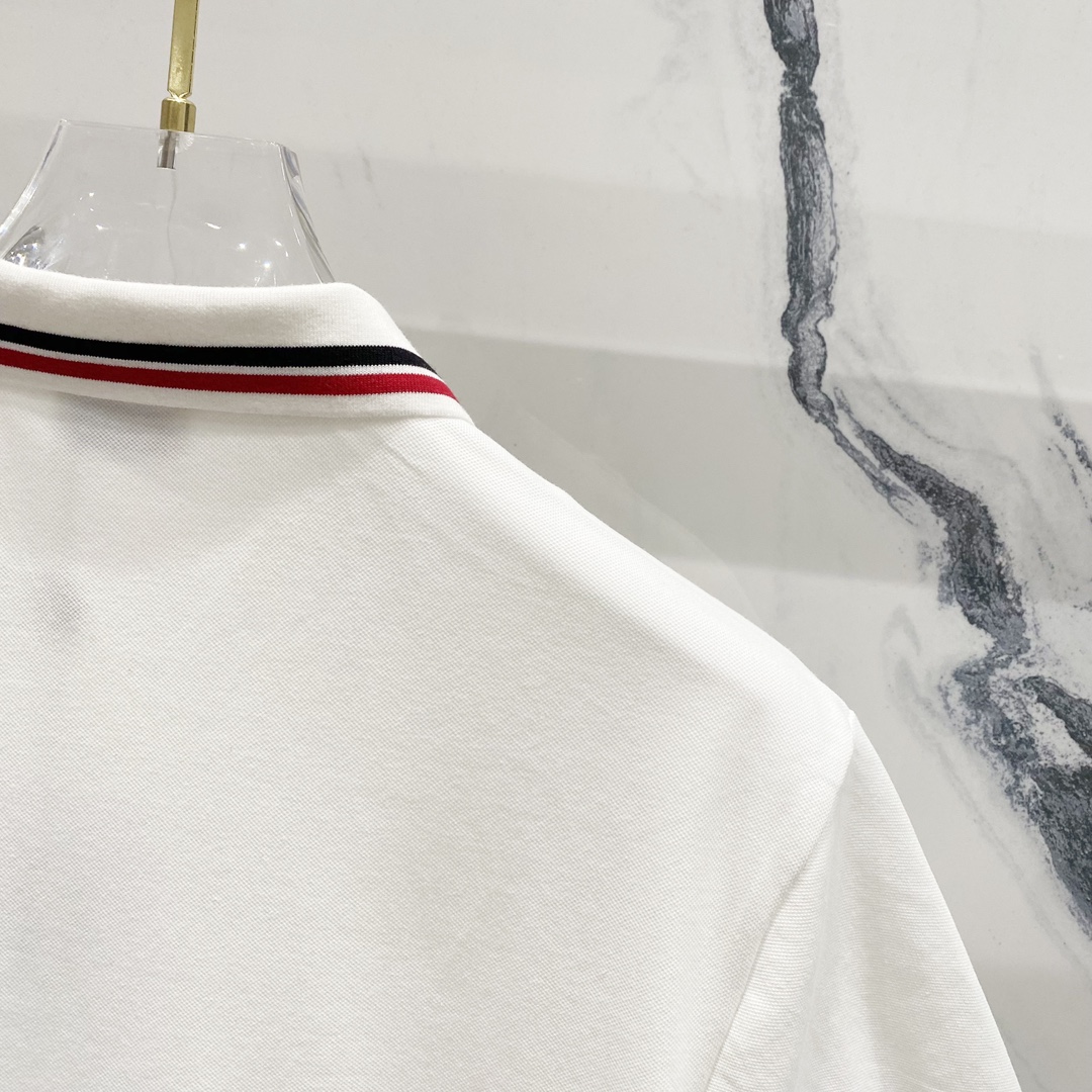  
MONCLER 蒙口 翻领POLO衫
字母编织领口刺绣🪡LOGO小标
官方同步  商务首选
时尚个性