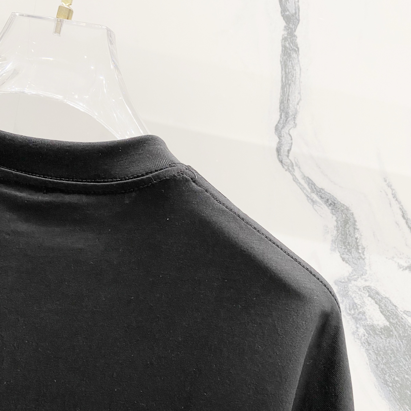 High-Quality Balmain Short Sleeve T-Shirt with Brand Logo Embroidery – Official Sync - 图片 4