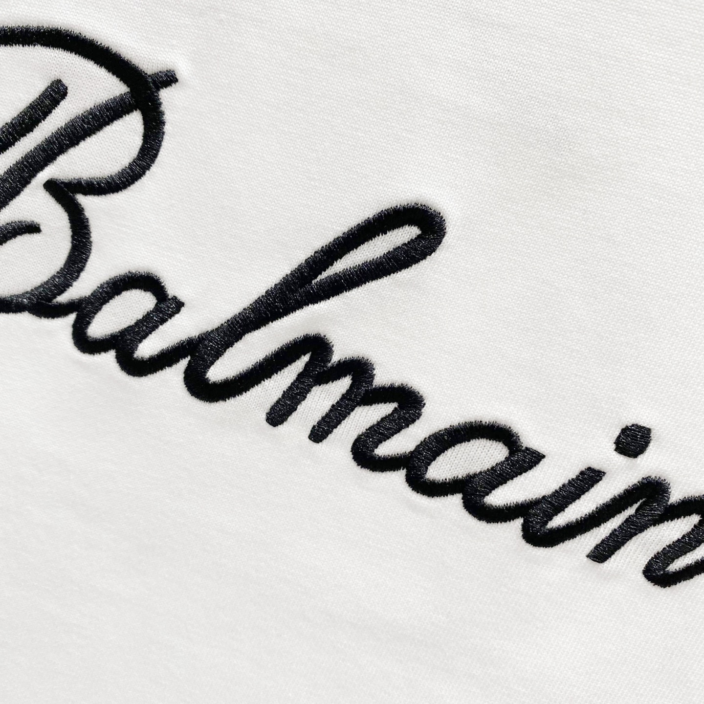 High-Quality Balmain Short Sleeve T-Shirt with Brand Logo Embroidery – Official Sync - 图片 8
