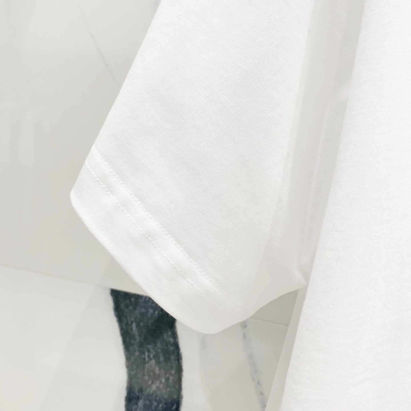 High-Quality Balmain Short Sleeve T-Shirt with Brand Logo Embroidery – Official Sync - 图片 9