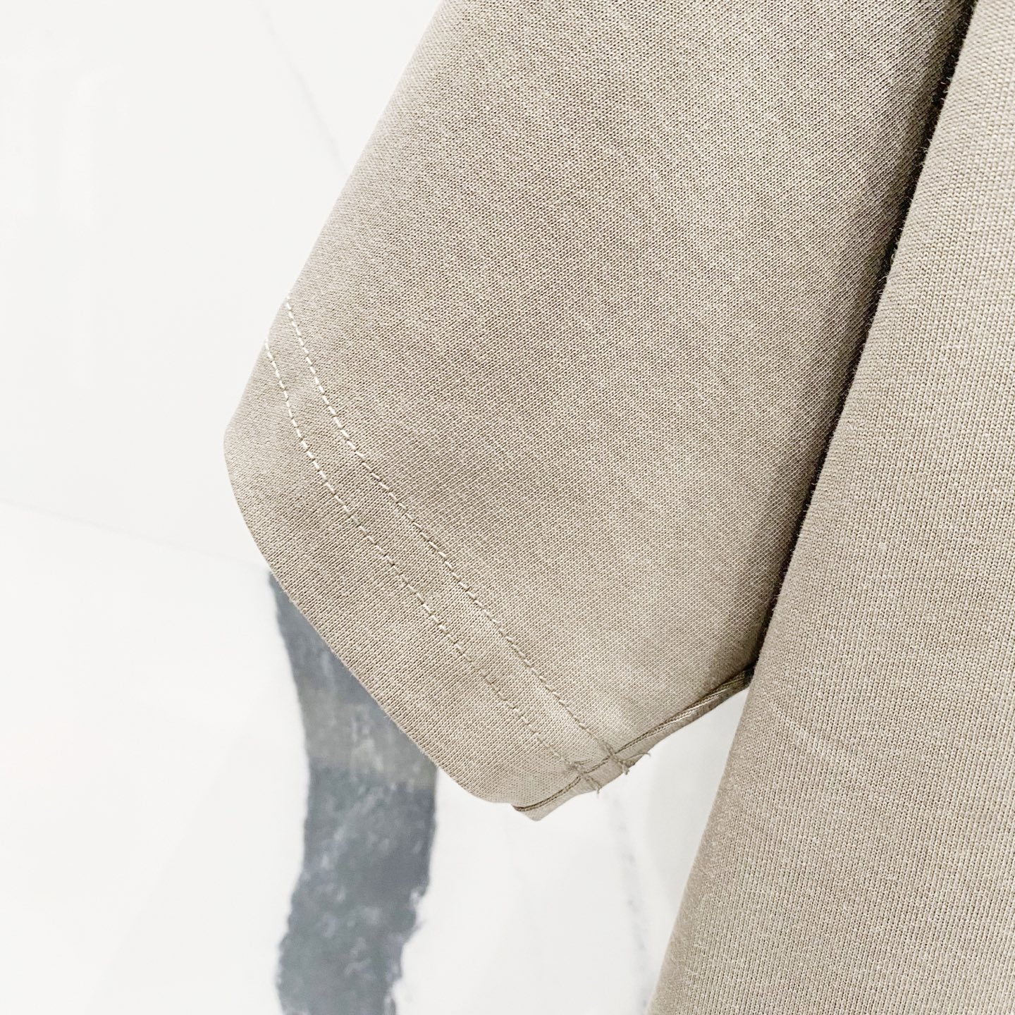 High-Quality Balmain Short Sleeve T-Shirt with Brand Logo Embroidery – Official Sync - 图片 9