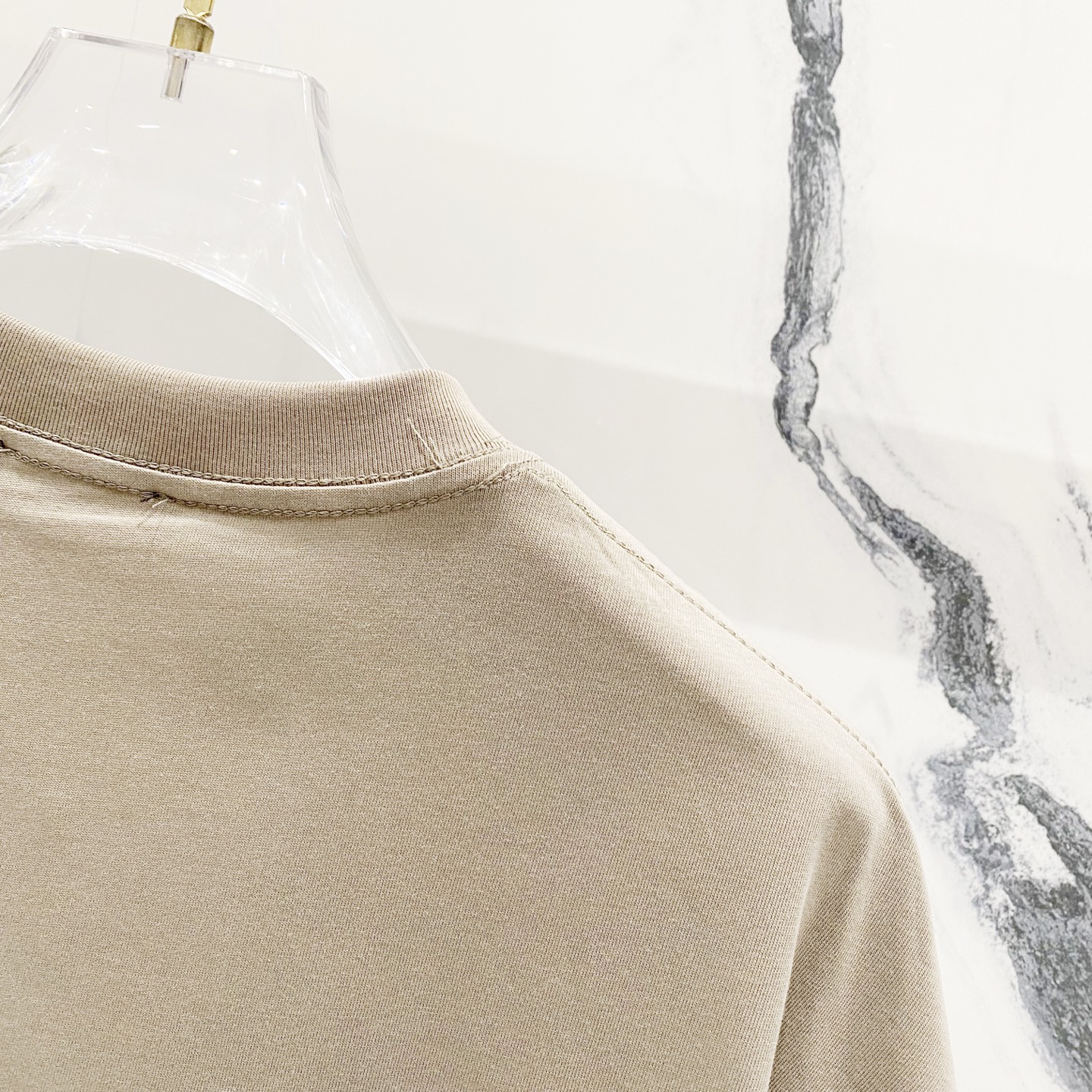 High-Quality Balmain Short Sleeve T-Shirt with Brand Logo Embroidery – Official Sync - 图片 4