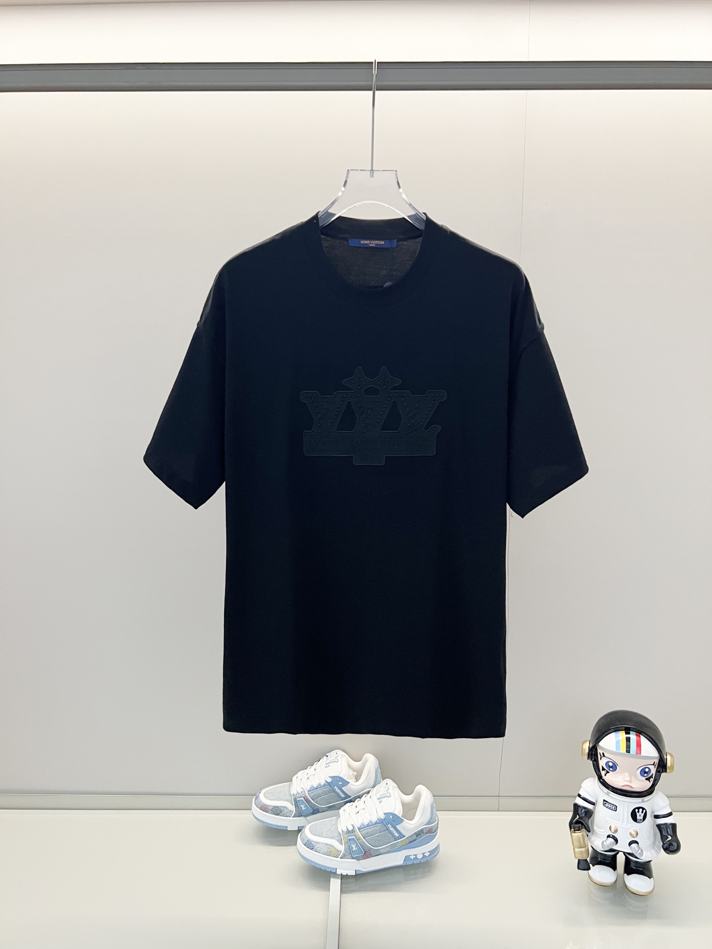 P75 LOUISVUITTON/Louis Vuitton Camiseta de manga corta con cuello redondo de 260 g, logotipo clásico de la marca 1854 c…