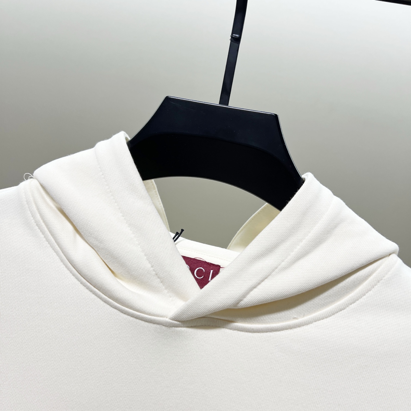 Gucci Cotton Hoodie with Embroidered Double G Logo - Stylish and Comfortable 4 i1755615897781 592 0 2