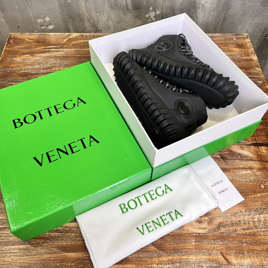 [Bottega Veneta Men