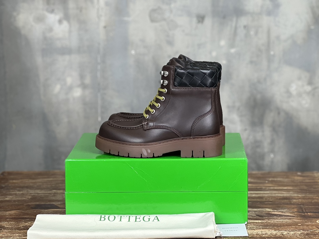 Bottega Veneta Luxury
 Martin Boots Wholesale 2023 Replica
 Fall/Winter Collection