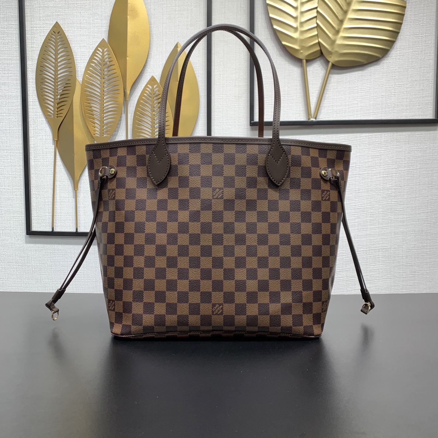 【顶级原单】 款号：N41603全钢狗扣 带163芯片     极具传奇色彩的 Neverfull 手袋总是能够满足您对