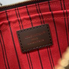 【顶级原单】 款号:N40600全钢狗扣 带163芯片 本款 Neverfull 小号手袋结合了经典设计与标志性 【顶级原单】 款号:N40600全钢狗扣 带163芯片 本款 Neverfull 小号手袋结合了经典设计与标志性