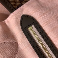 【顶级原单】款号:N40598新版钢狗扣 带163芯片 本款 Neverfull 中号托特包为 Damier Ebe 【顶级原单】款号:N40598新版钢狗扣 带163芯片 本款 Neverfull 中号托特包为 Damier Ebe