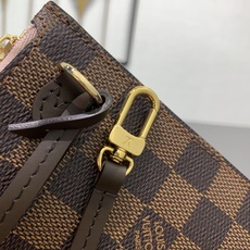 【顶级原单】款号:N40598新版钢狗扣 带163芯片 本款 Neverfull 中号托特包为 Damier Ebe 【顶级原单】款号:N40598新版钢狗扣 带163芯片 本款 Neverfull 中号托特包为 Damier Ebe