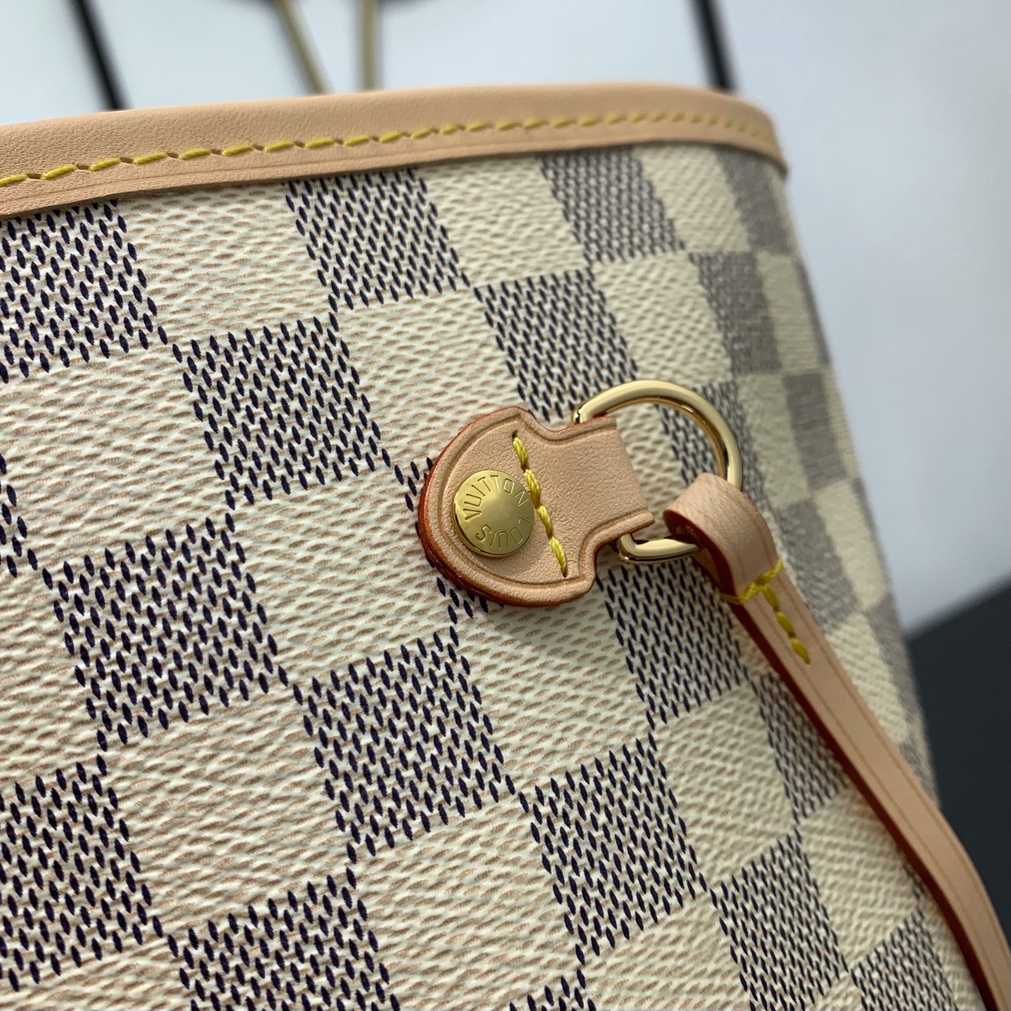 【顶级原单】 款号：N40602白里  带163芯片    本款 Neverfull 大号托特包为 Damier Azu