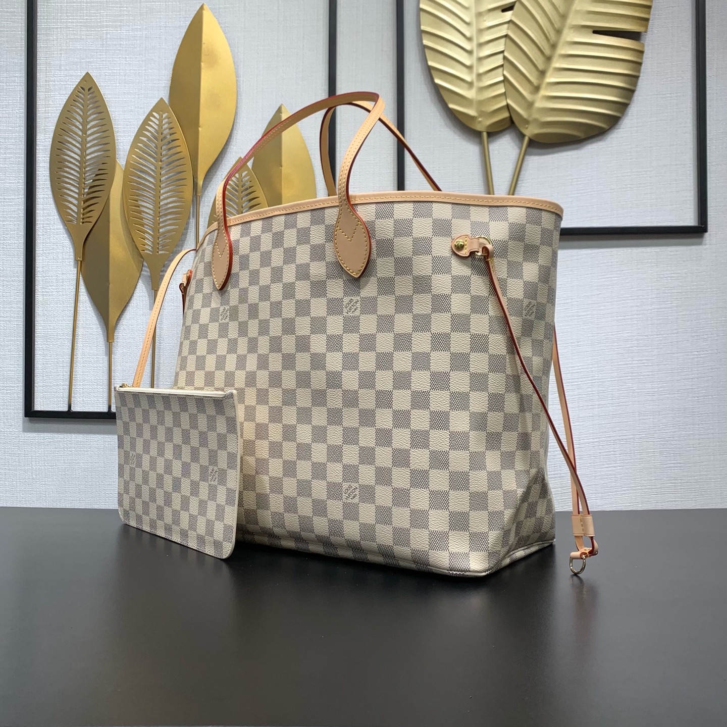 【顶级原单】 款号：N40602白里  带163芯片    本款 Neverfull 大号托特包为 Damier Azu