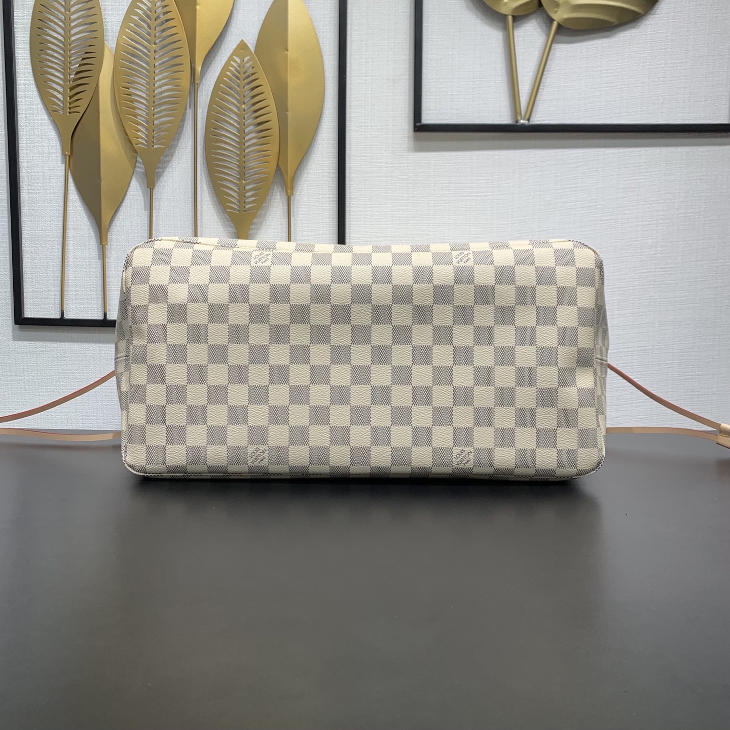 【顶级原单】 款号：N40602白里  带163芯片    本款 Neverfull 大号托特包为 Damier Azu