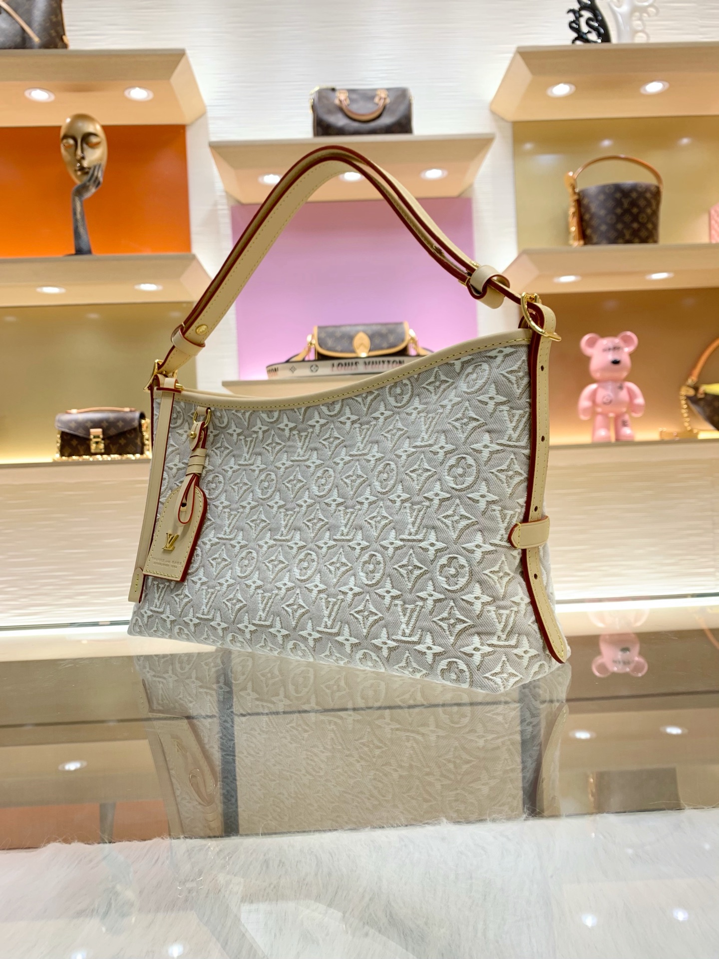 【顶级原单】 款号：M2A136  带163芯片    2026 早秋系列演绎 Carryall East-West 手