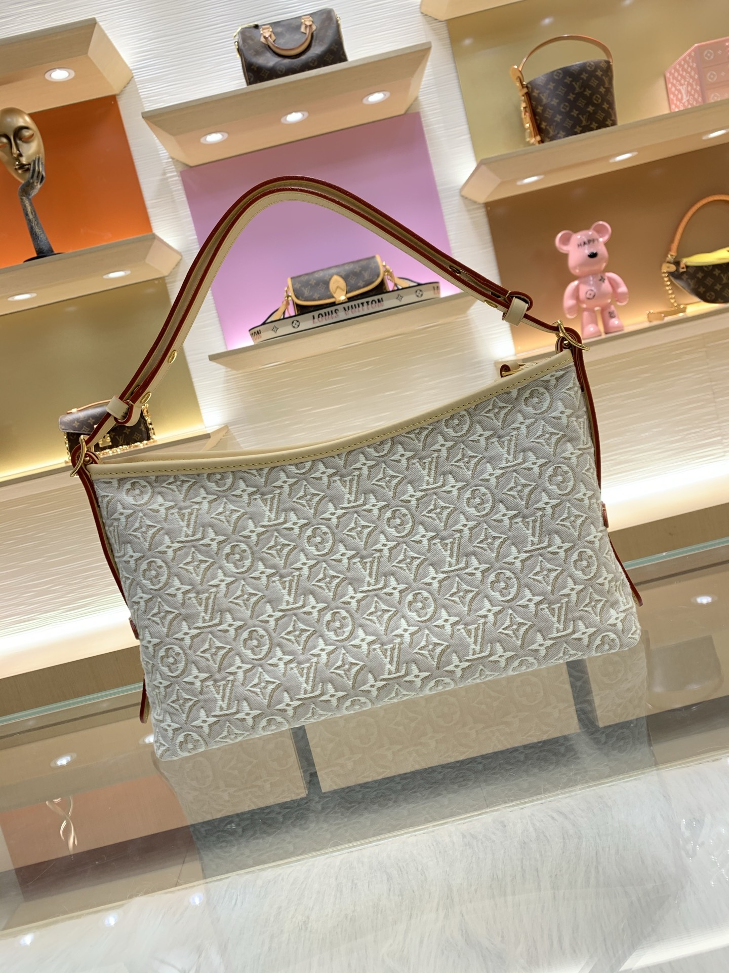 【顶级原单】 款号：M2A136  带163芯片    2026 早秋系列演绎 Carryall East-West 手