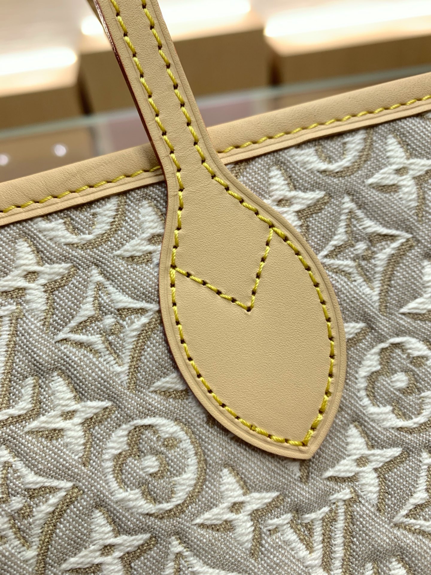 【顶级原单】 款号：M2A381  带163芯片    Neverfull MM系列被重新设计，适用于2026年秋冬系列
