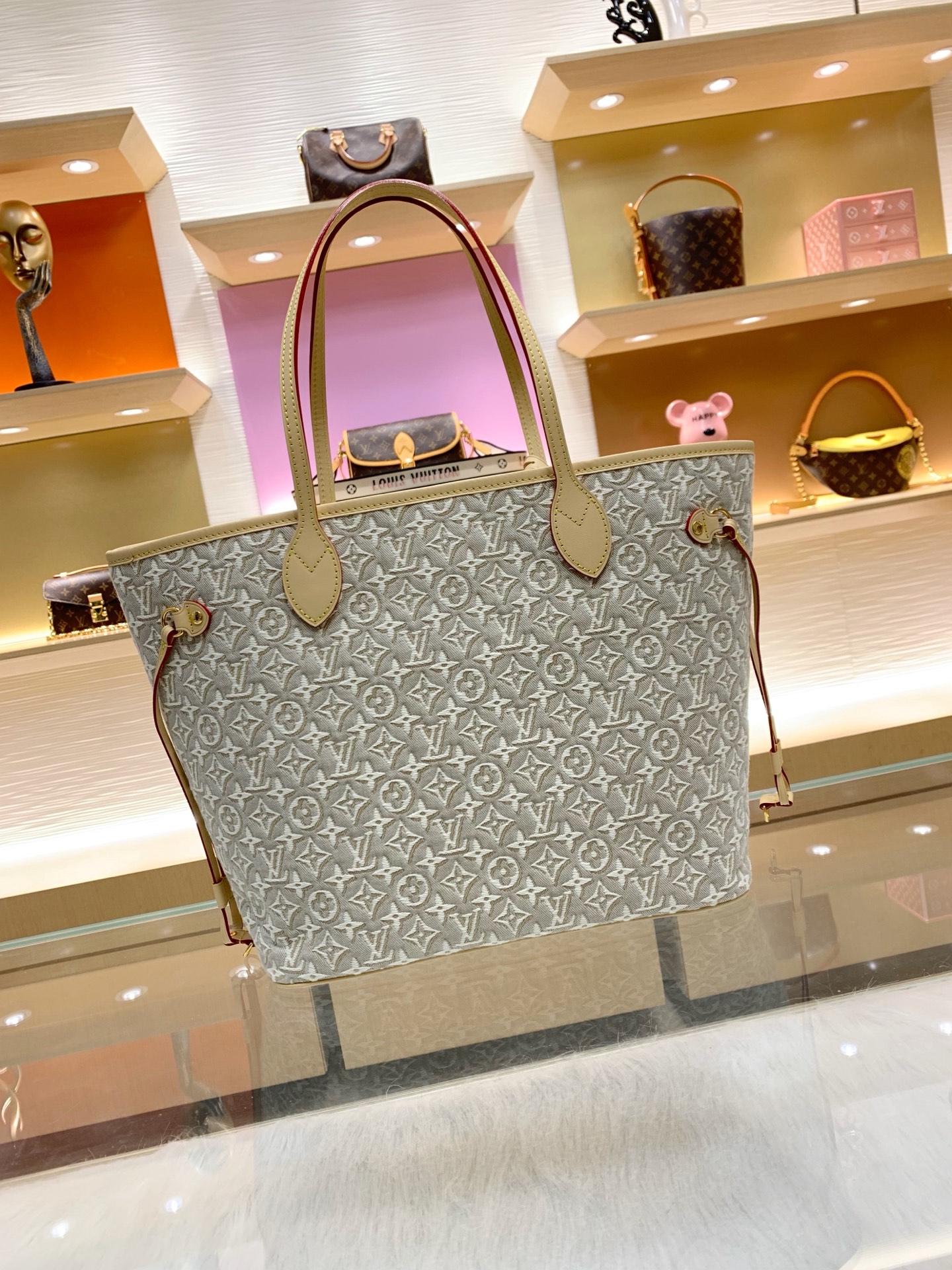 【顶级原单】 款号：M2A381  带163芯片    Neverfull MM系列被重新设计，适用于2026年秋冬系列