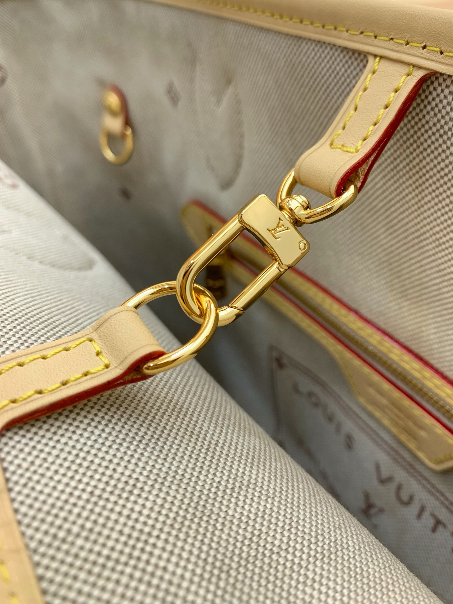【顶级原单】 款号：M2A381  带163芯片    Neverfull MM系列被重新设计，适用于2026年秋冬系列
