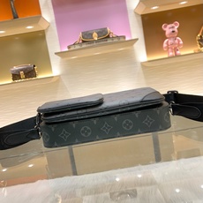 【顶级原单】款号:M69443 带163芯片 Trio 邮差包由 Monogram Eclipse 帆布与 Mon 【顶级原单】款号:M69443 带163芯片 Trio 邮差包由 Monogram Eclipse 帆布与 Mon