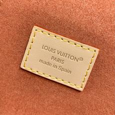 【顶级原单】款号:M29782 带163芯片 Vanity Chain Pouch 手袋自路易威登典藏硬箱汲取灵 【顶级原单】款号:M29782 带163芯片 Vanity Chain Pouch 手袋自路易威登典藏硬箱汲取灵