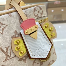 【顶级原单】款号:M29782 带163芯片 Vanity Chain Pouch 手袋自路易威登典藏硬箱汲取灵 【顶级原单】款号:M29782 带163芯片 Vanity Chain Pouch 手袋自路易威登典藏硬箱汲取灵