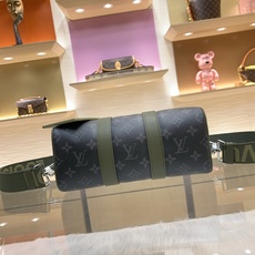 【顶级原单】款号:M28638 带163芯片 本款 Keepall Bandoulière 25 手袋溯源 200 【顶级原单】款号:M28638 带163芯片 本款 Keepall Bandoulière 25 手袋溯源 200
