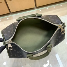 【顶级原单】款号:M28639 带163芯片 本款 Keepall Bandoulière 35 手袋采用 Mon 【顶级原单】款号:M28639 带163芯片 本款 Keepall Bandoulière 35 手袋采用 Mon
