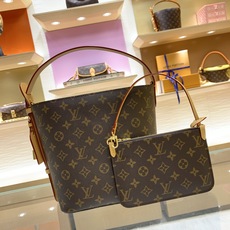 【顶级原单】款号:M29628G全钢五金 带163芯片 本款 All In 中号手袋采用 Monogram 帆布塑 【顶级原单】款号:M29628G全钢五金 带163芯片 本款 All In 中号手袋采用 Monogram 帆布塑