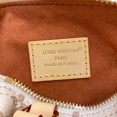 【顶级原单】款号:M29781 带163芯片 LV Crafty 系列焕新推出 Nano Speedy 手袋,为经典 【顶级原单】款号:M29781 带163芯片 LV Crafty 系列焕新推出 Nano Speedy 手袋,为经典