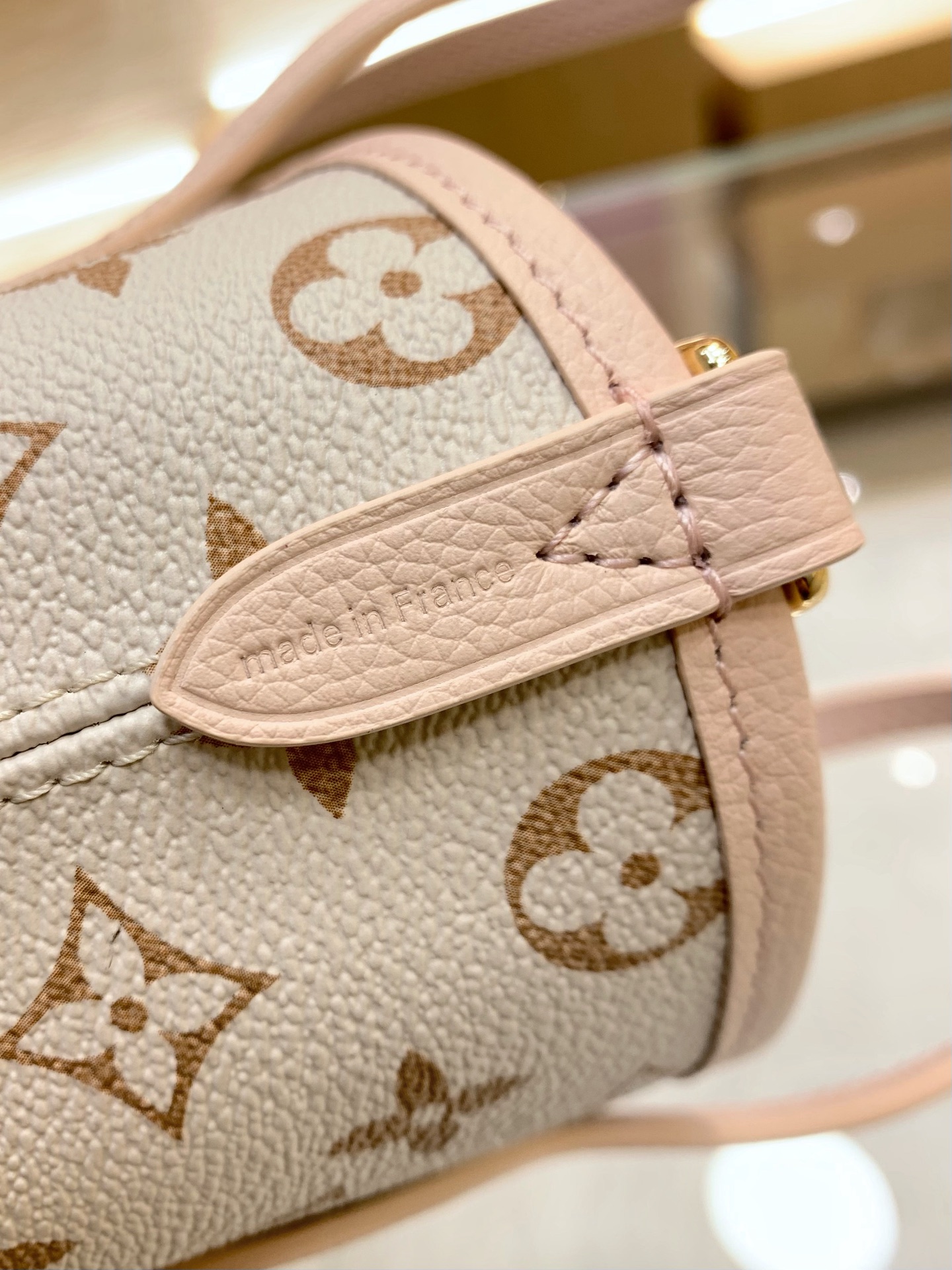 【顶级原单】款号：M2A466  带163芯片   本款 Neverfull Inside Out BB 手袋焕新呈现 