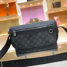【顶级原单】款号:M28630 带163芯片 本款 Courrier 邮差包取材 Monogram Eclipse 【顶级原单】款号:M28630 带163芯片 本款 Courrier 邮差包取材 Monogram Eclipse