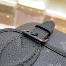 【顶级原单】款号:M2A259 带163芯片 本款 Satchel 迷你斜挎包选用 Monogram Midnigh 【顶级原单】款号:M2A259 带163芯片 本款 Satchel 迷你斜挎包选用 Monogram Midnigh
