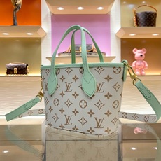 【顶级原单】款号:M2A465 带163芯片 本款 Neverfull Inside Out BB 手袋焕新呈现 【顶级原单】款号:M2A465 带163芯片 本款 Neverfull Inside Out BB 手袋焕新呈现