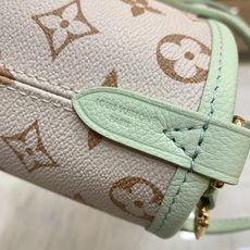【顶级原单】款号:M2A465 带163芯片 本款 Neverfull Inside Out BB 手袋焕新呈现 【顶级原单】款号:M2A465 带163芯片 本款 Neverfull Inside Out BB 手袋焕新呈现