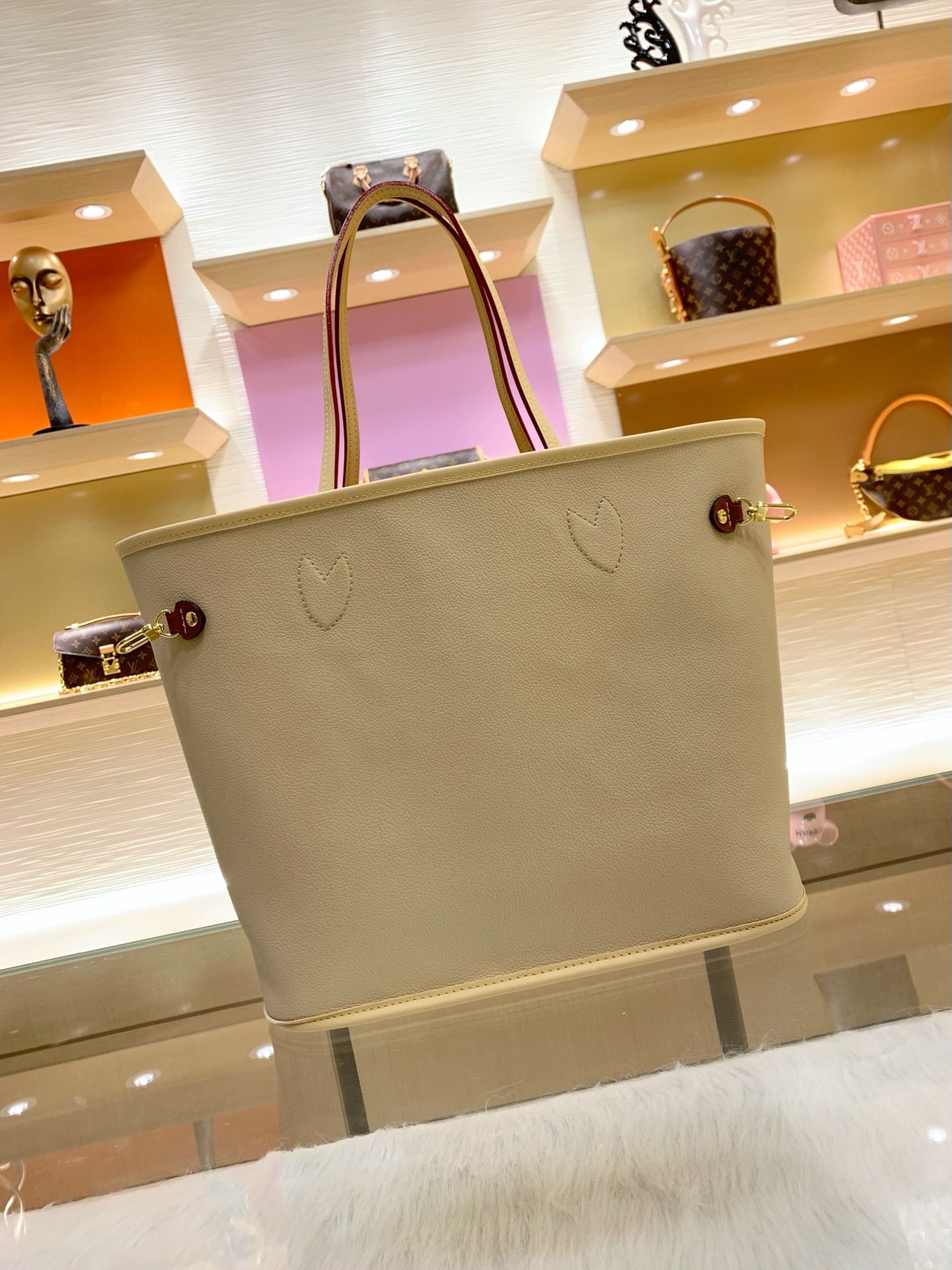 【顶级原单】款号：M2A095  带163芯片    LV Crafty 系列焕新演绎 House 品牌的 Monogr