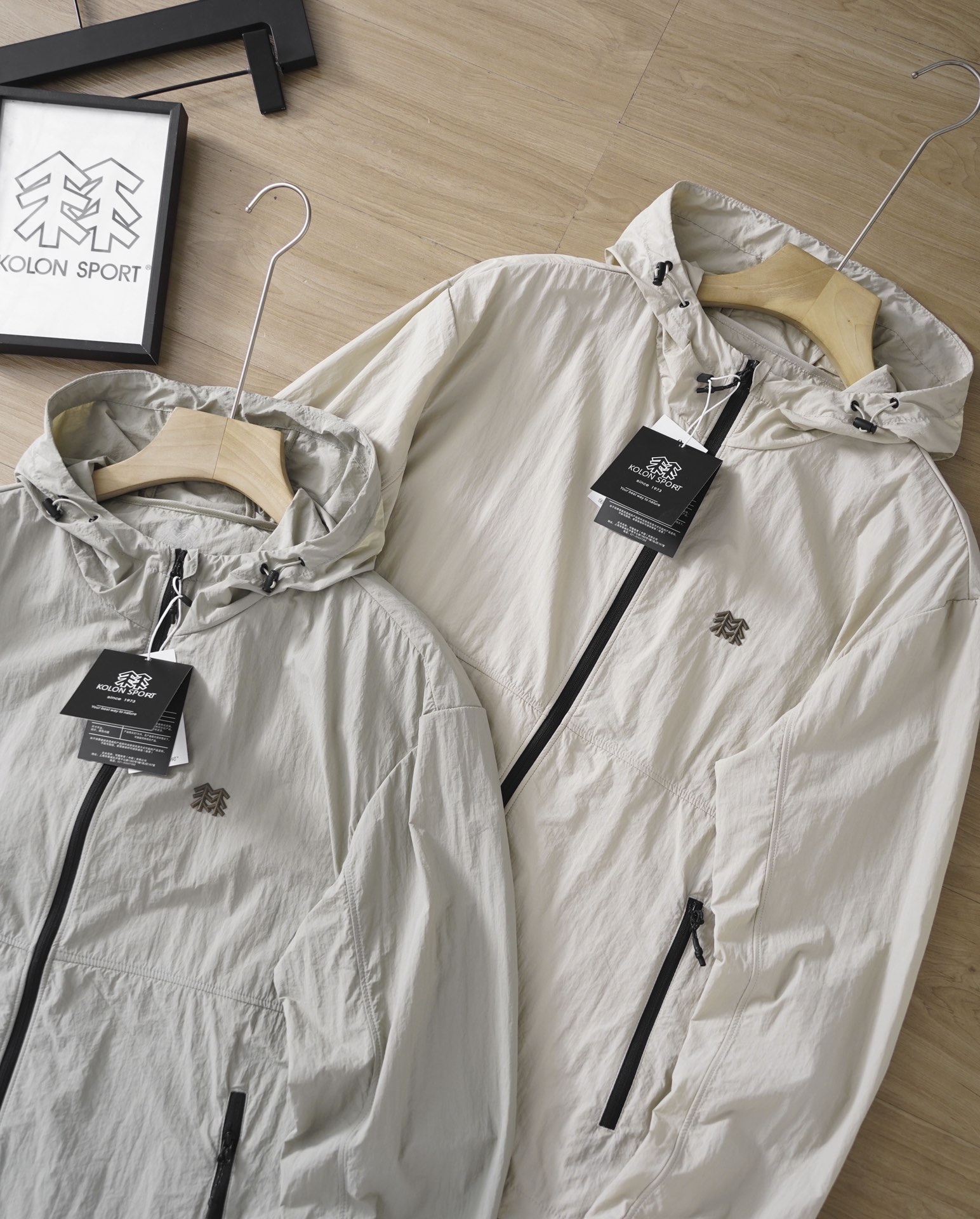 Kolon Sport Chaqueta Ligera con Protección Solar UPF para Hombre y Mujer 8 i1717070295 2934 2